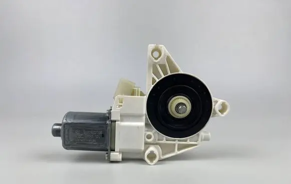 Mercedes-Benz GLE (W166 - C292) Front door window regulator motor A1669060301 937672101 1669060301