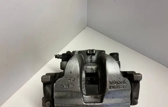 Volvo XC90 Front brake caliper 31665741