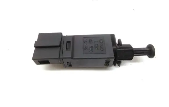 Brake pedal sensor switch