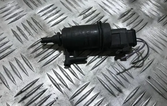 Renault Clio II Windscreen/windshield washer pump 7700802556