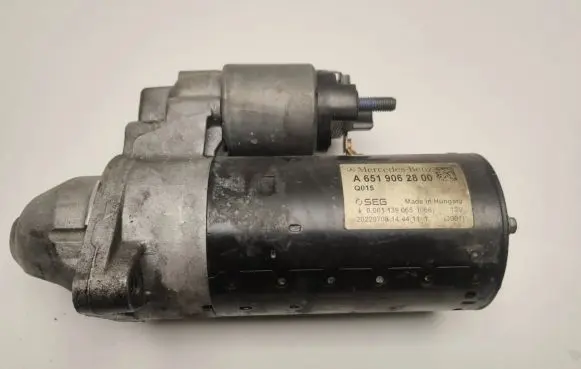 Mercedes-Benz E W212 Starter motor a6519062800