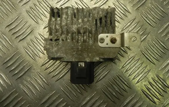 Jaguar XF Fuel injection pump control unit/module 7W839D372AA G3743