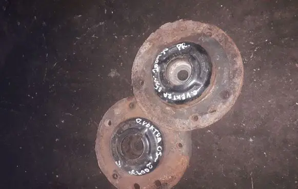 Opel Vectra C Front upper strut mount 
