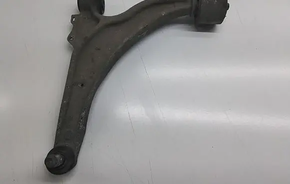 Opel Zafira C Front lower control arm/wishbone 13461920