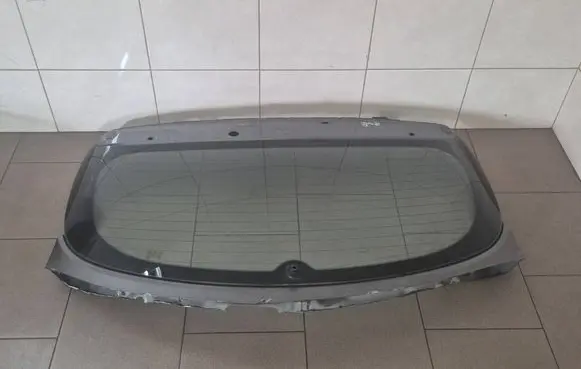 Hyundai i30 Rear windscreen/windshield window 43R000381