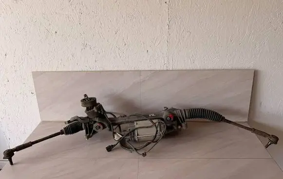 Volkswagen Jetta VI Steering rack 1K0909144J 5C1423051B