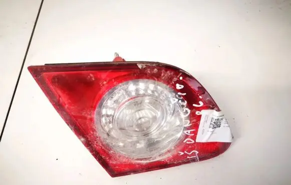 Volkswagen PASSAT B6 Tailgate rear/tail lights 3c5945093d
