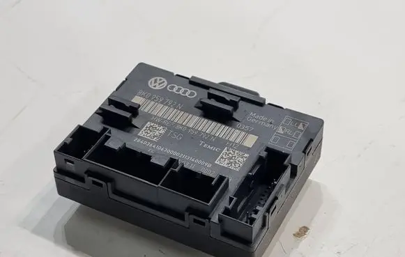 Audi A4 S4 B8 8K Door control unit/module 8K0959792N