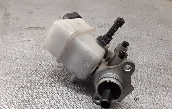 KIA Sportage Master brake cylinder 
