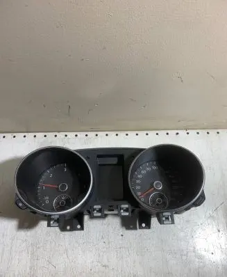 Volkswagen Golf VI Speedometer (instrument cluster) 5K0920871A