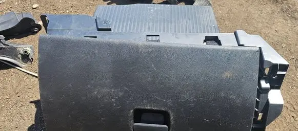 Renault Trafic III (X82) Glove box 681084578R