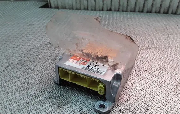 Toyota Corolla Verso E121 Airbag control unit/module 8917013060