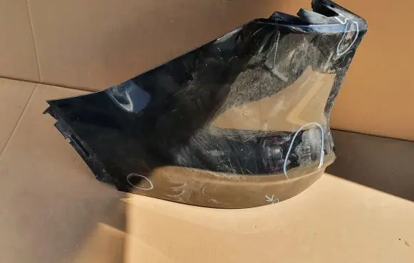 Rear bumper corner part panel trim