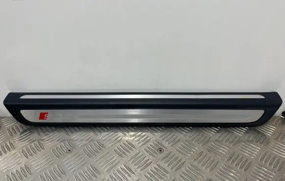 Audi Q5 SQ5 Front sill trim cover 8R0853374G