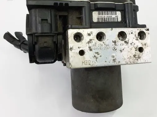 Mercedes-Benz E C207 W207 ABS Pump A2124312012