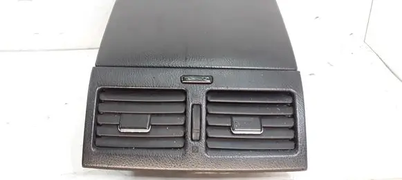 Glove box