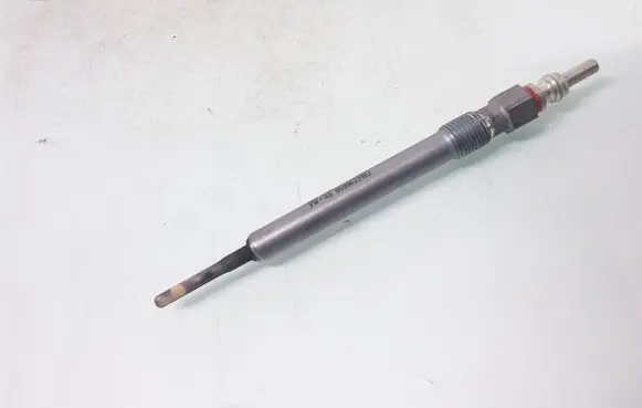 Audi A4 S4 B8 8K Glow plug 059963319J