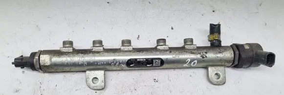 Opel Zafira B Fuel main line pipe 55200266