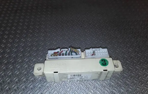 Hyundai i30 Door central lock control unit/module 919402H130