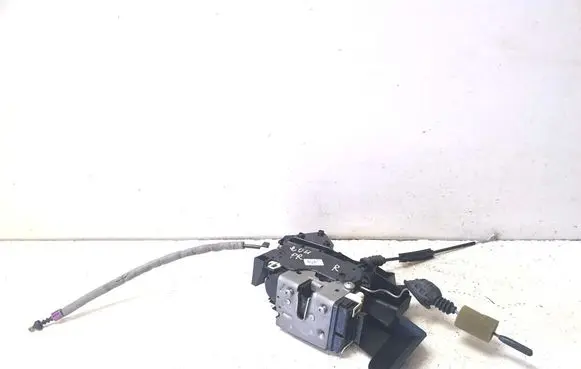 Mercedes-Benz GLK (X204) Front door lock A2047201835