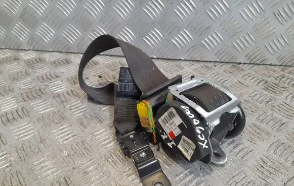 Volvo XC90 Third row seat belt 30661936