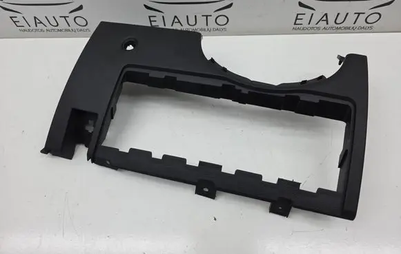 Dashboard lower bottom trim panel