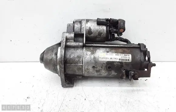 Volkswagen PASSAT B5.5 Starter motor 068911024E