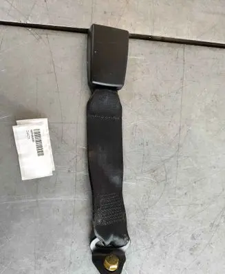 Maserati Quattroporte Middle seatbelt buckle (rear) 66948400
