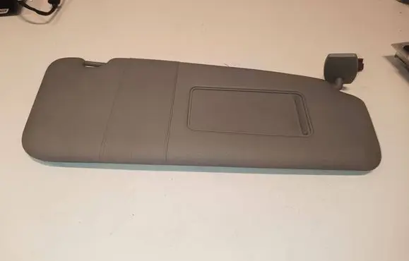 BMW 5 E60 E61 Sun visor 7066650