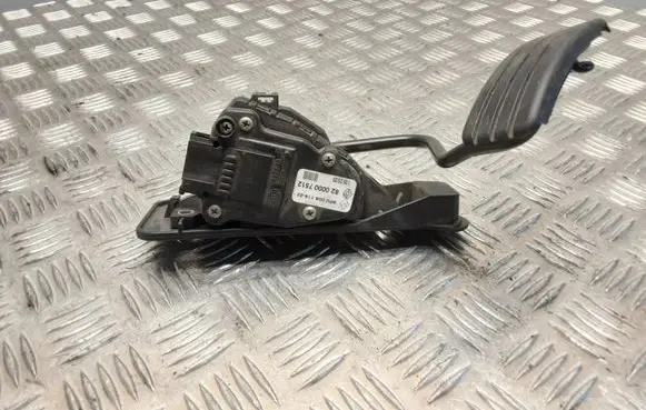 Renault Espace - Grand espace IV Accelerator throttle pedal 8200007512
