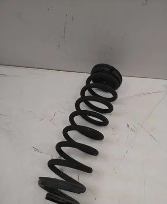 Hyundai i40 Rear coil spring