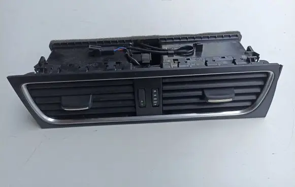 Audi A4 S4 B8 8K Dash center air vent grill 8T1820951C 90098790