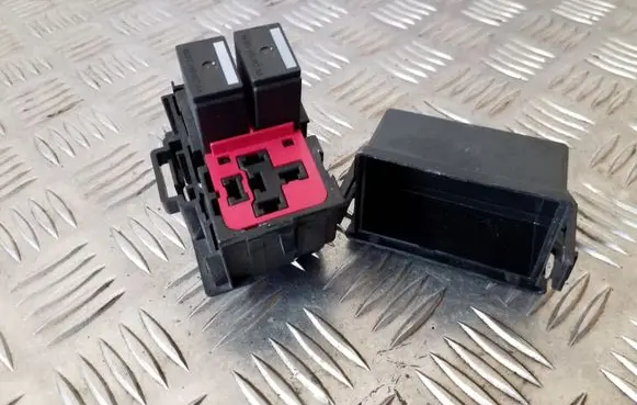 Volvo XC60 Other relay 4RA00781307