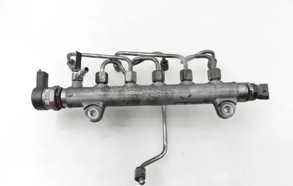 Hyundai i30 Fuel main line pipe 0445214111 284102A120 0281002507