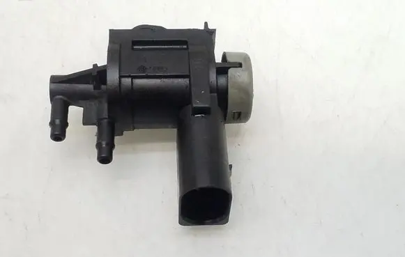 Audi A3 S3 A3 Sportback 8P Vacuum valve 1K0906283A