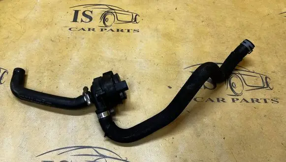 Mercedes-Benz G W461 W463 1st Gen Water pump A4635060535 A2118350028