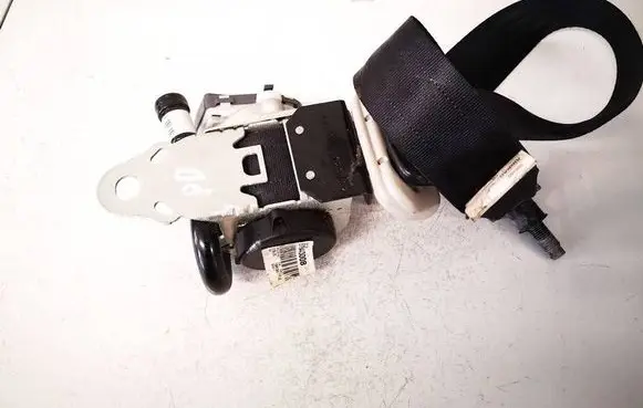 Nissan Juke I F15 Front seatbelt 617544300B