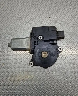 Mitsubishi Pajero Front door window regulator with motor 0620200700 MN117078