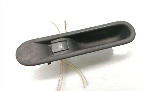 Renault Espace - Grand espace IV Electric window control switch 8200327947