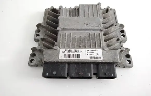 Renault Megane II Engine control unit/module 8200565863 8200592611