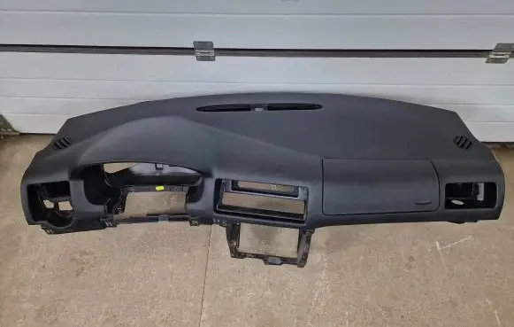 Volkswagen Golf IV Dashboard 1J1857003E