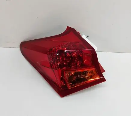 Toyota Auris E180 Rear/tail lights 8156102740