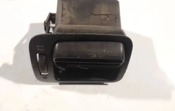 Dash center air vent grill