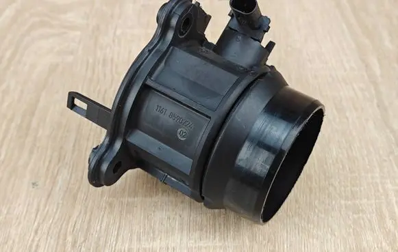 BMW 4 G22 G23 G24 G26 Mass air flow meter 8590724