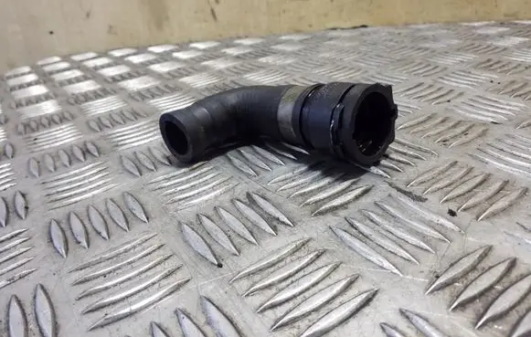 BMW X5 E53 Engine coolant pipe/hose
