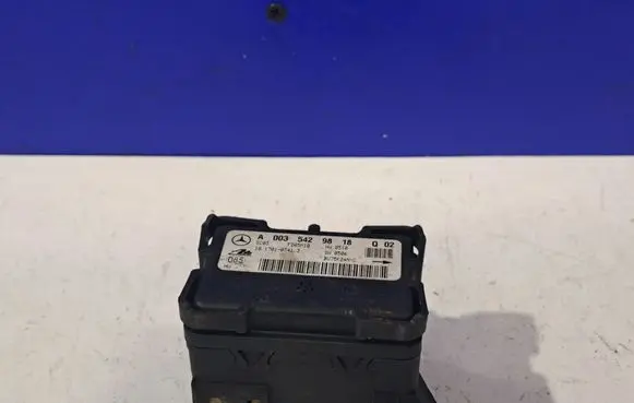Mercedes-Benz C W203 ESP acceleration yaw rate sensor A0035429818
