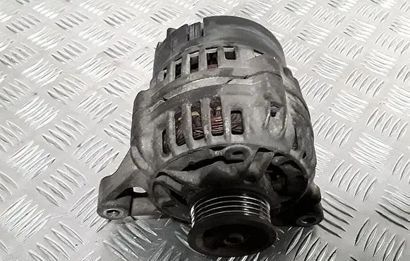 Audi A4 S4 B5 8D Generator/alternator 058903016 0123310022