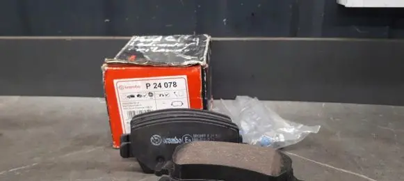 Ford Transit Brake pads (rear) p24078