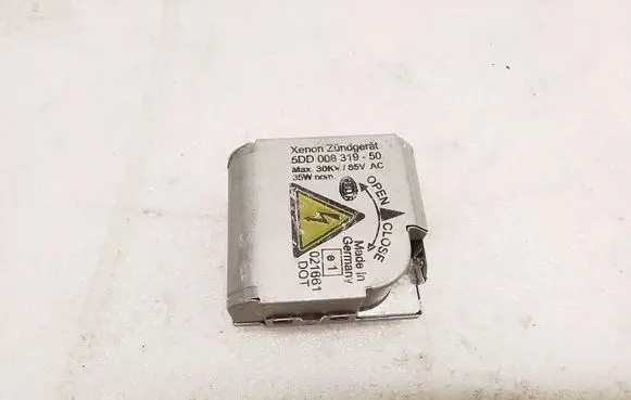BMW X5 E53 Headlight ballast module Xenon 5DD00831950