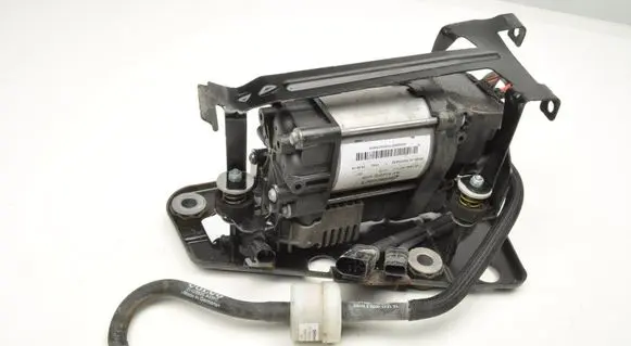 Volvo XC60 Air suspension compressor 15150000713